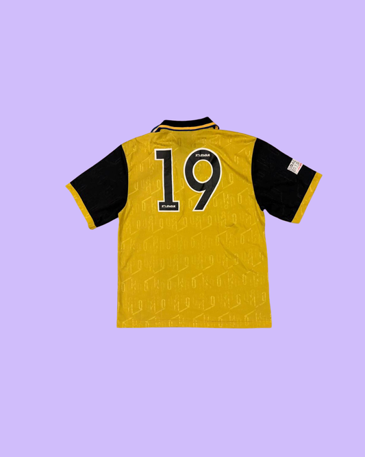 Balestier Central 1996 Umbro with 19 Nameset Football Jersey