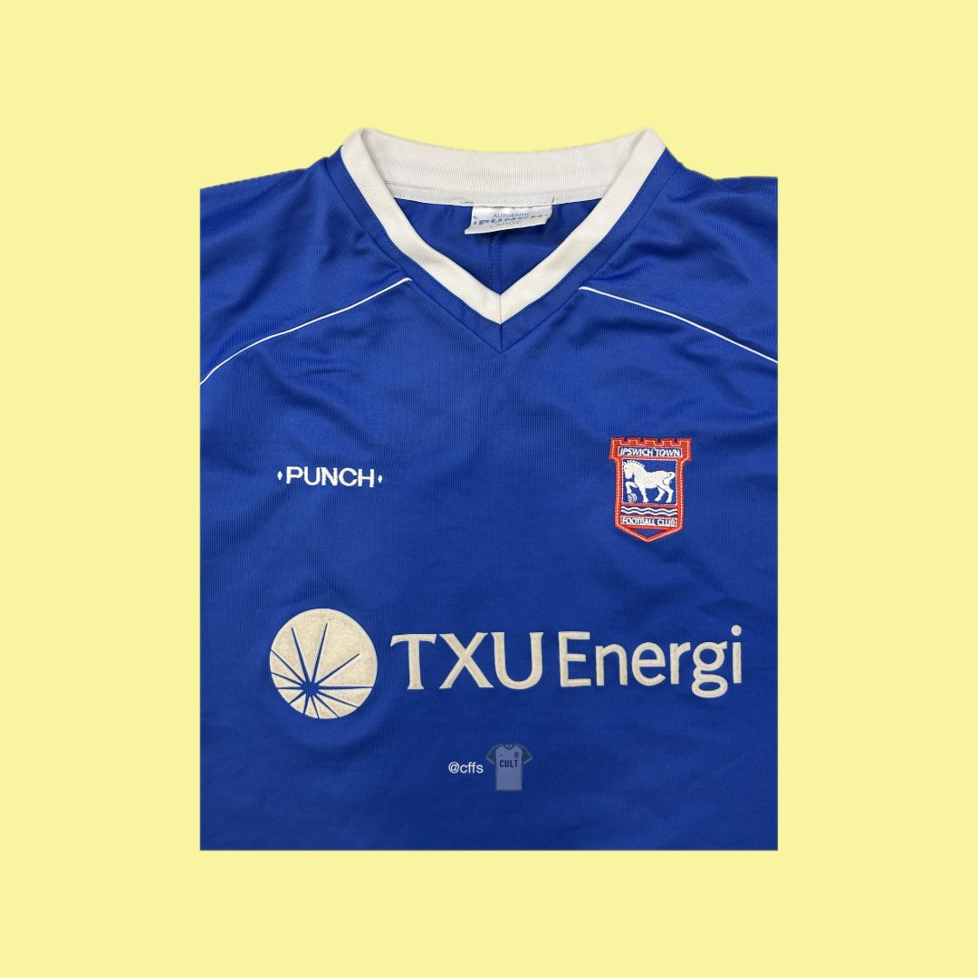 Ipswich Town 2001/02 Punch with Finidi George 33 (UEFA Cup) Nameset