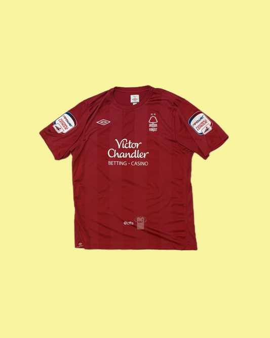 Nottingham Forest 2010/11 Umbro with Robert Earnshaw 10 Nameset Football Jersey
