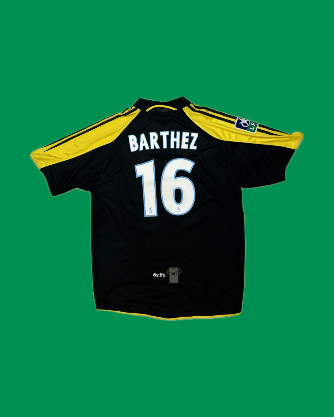 Olympique Marseille 2004/05 Adidas with Fabien Barthez 16 Nameset Football Jersey
