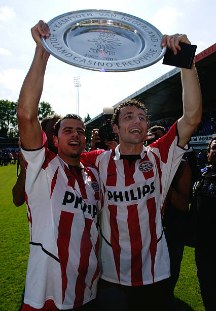 PSV Eindhoven 2002/03 Nike with Mark van Bommel 6 Nameset Football Jersey