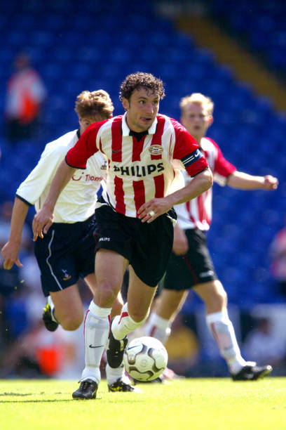 PSV Eindhoven 2002/03 Nike with Mark van Bommel 6 Nameset Football Jersey