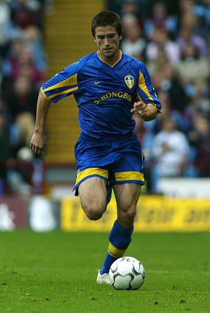 Leeds United 2001/03 Nike with Harry Kewell 10 Nameset