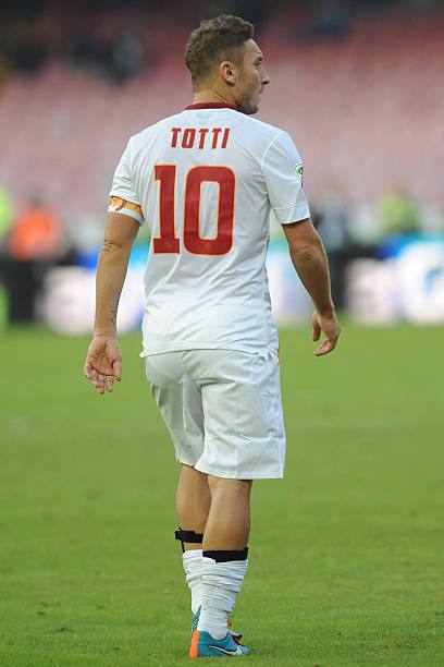 AS Roma 2014/15 Nike with Francesco Totti 10 Nameset (Brand New With Tag)