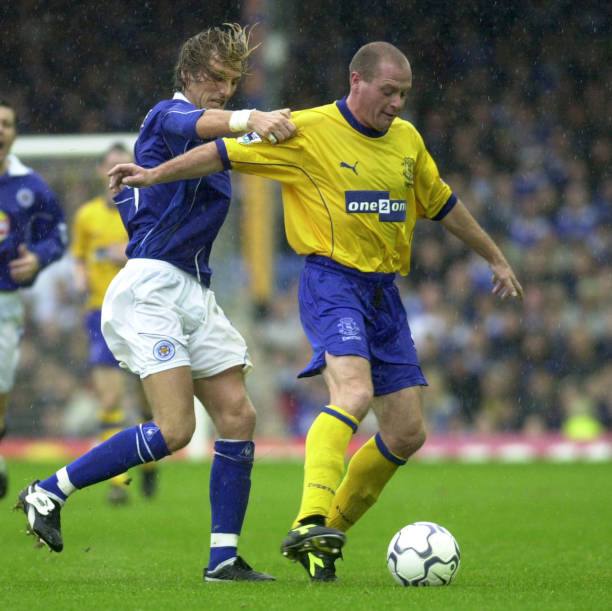 Everton 2000/01 Puma with Paul Gascoigne 18 Nameset