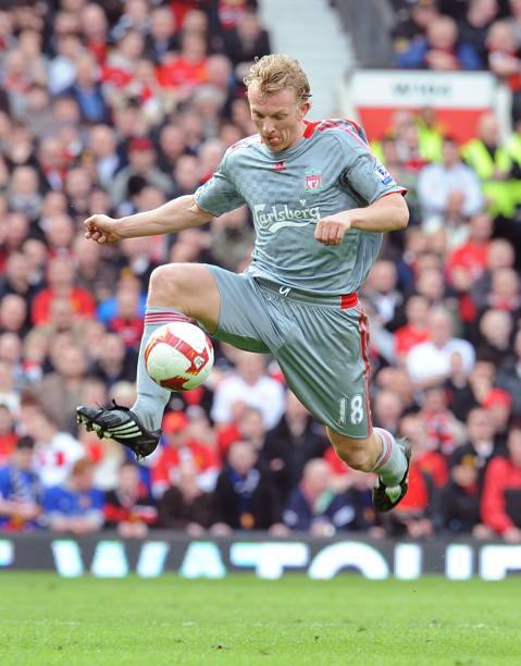 Liverpool FC 2008/09 Adidas with Dirk Kuyt 18 Nameset