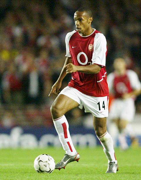 Arsenal 2002/04 Nike with Thierry Henry 14 Nameset