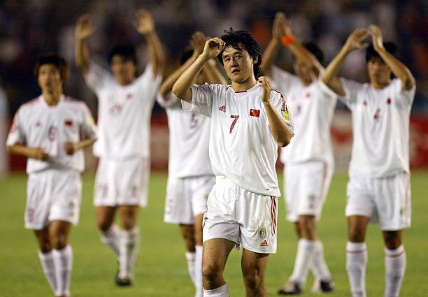 China NT 2004/06 Adidas with Sun Jihai 7 Nameset