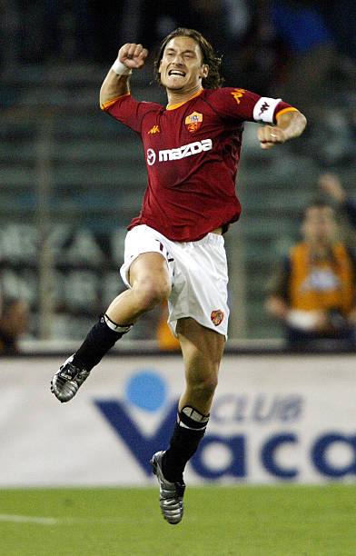 AS Roma 2002/03 Kappa with Francesco Totti 10 (BNWT) Nameset Football Jersey - Cult Fave Football Shirts