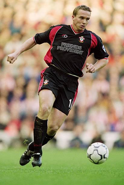 Southampton F.C. 2001/02 In-house with Matt Le Tissier 7 Nameset Football Jersey