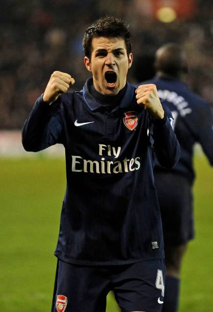 Arsenal FC 2009/10 Nike with Cesc Fabregas 4 Nameset Football Jersey