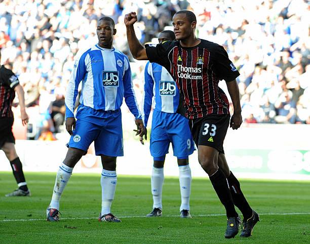 Manchester City 2008/09 Le Coq Sportif with Vincent Kompany 33 Nameset Football Jersey