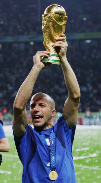 Italy NT 2006/08 Puma with Alessandro Del Piero 7 Nameset Football Jersey