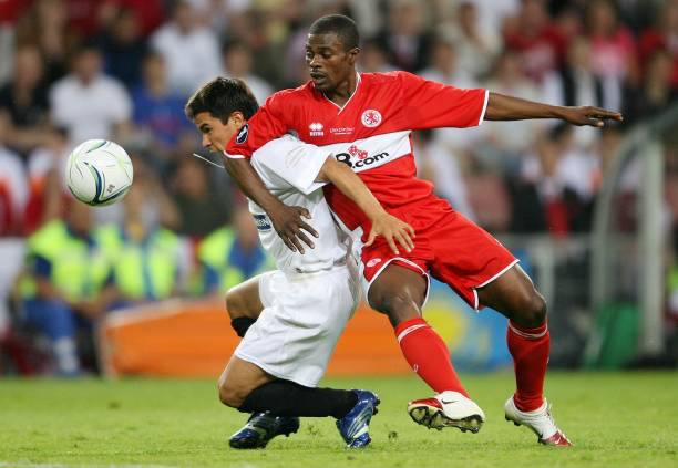 Middlesbrough 2005/06 Errea with George Boateng 7 Nameset Football Jersey