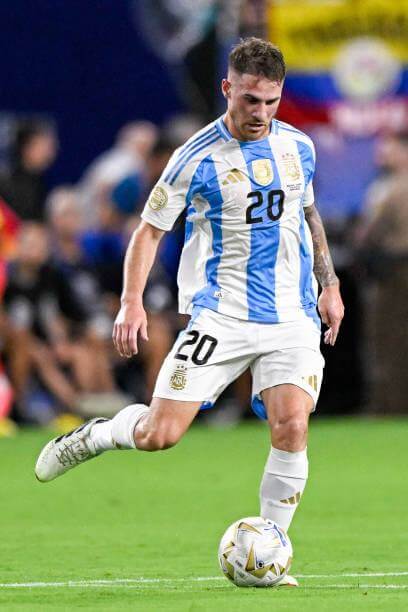 Argentina NT 2024 Adidas with Alexis Mac Allister 20 Nameset Football Jersey (BNWT)