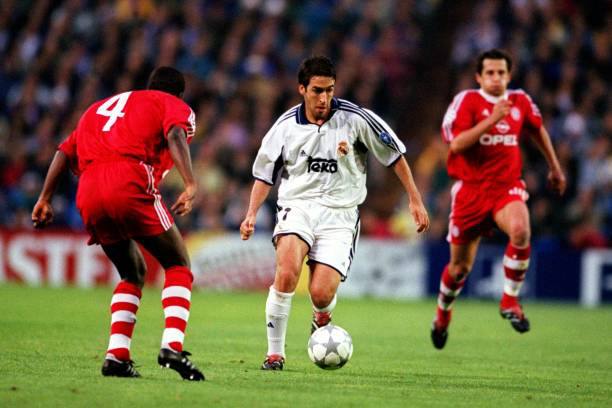 Real Madrid CF 2000/01 Adidas with Raul 7 Nameset Football Jersey