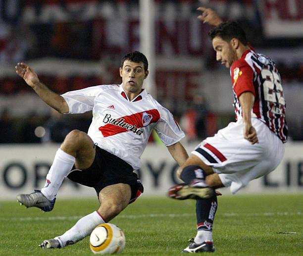 River Plate 2004/06 Adidas with Javier Mascherano 5 Nameset Football Jersey