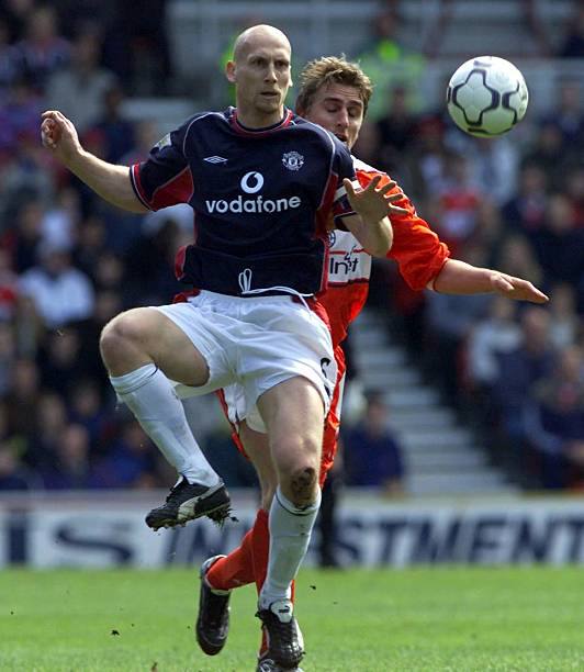 Manchester United 2000/01 Third with Jaap Stam 6 Nameset Football Jersey - Cult Fave Football Shirts