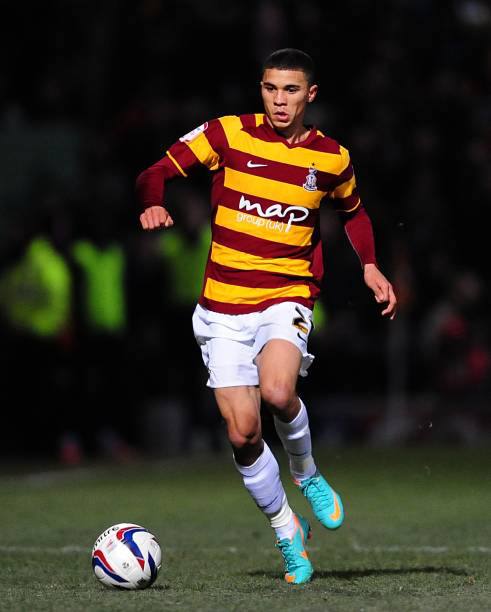Bradford City 2012/13 Nike Home Nahki Wells 21 Nameset Football Jersey - Cult Fave Football Shirts