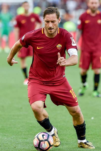 AS Roma 2016/17 Nike with Francesco Totti 10 Nameset Football Jersey