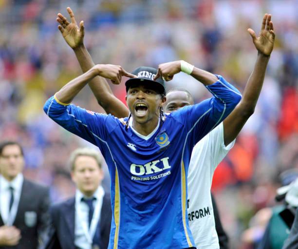 Portsmouth FC 2007/08 Canterbury with Nwankwo Kanu 27 Nameset Football Jersey