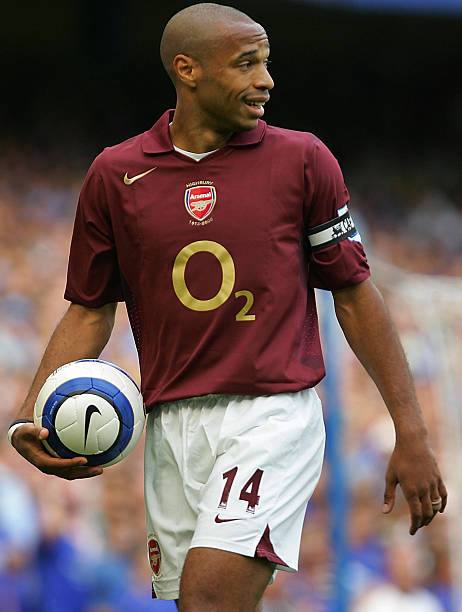 Arsenal FC 2005/06 Nike with Thierry Henry 14 Nameset Football Jersey