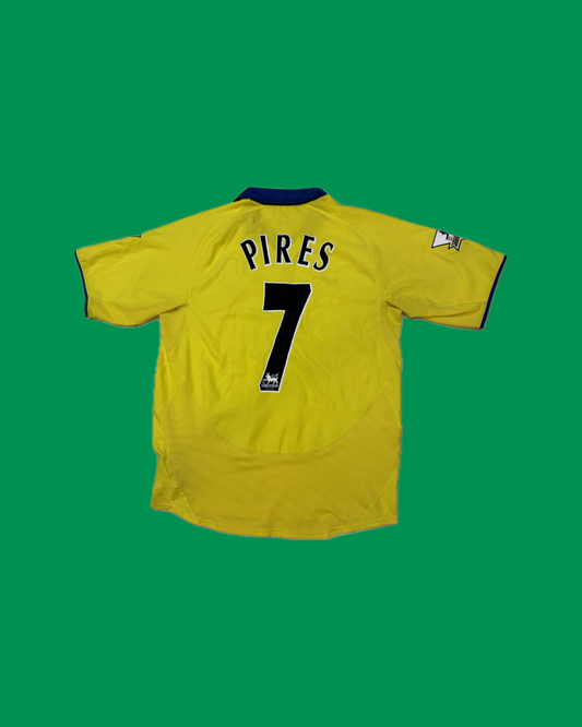 Arsenal FC 2003/04 Nike with Robert Pires 7 Nameset Football Jersey