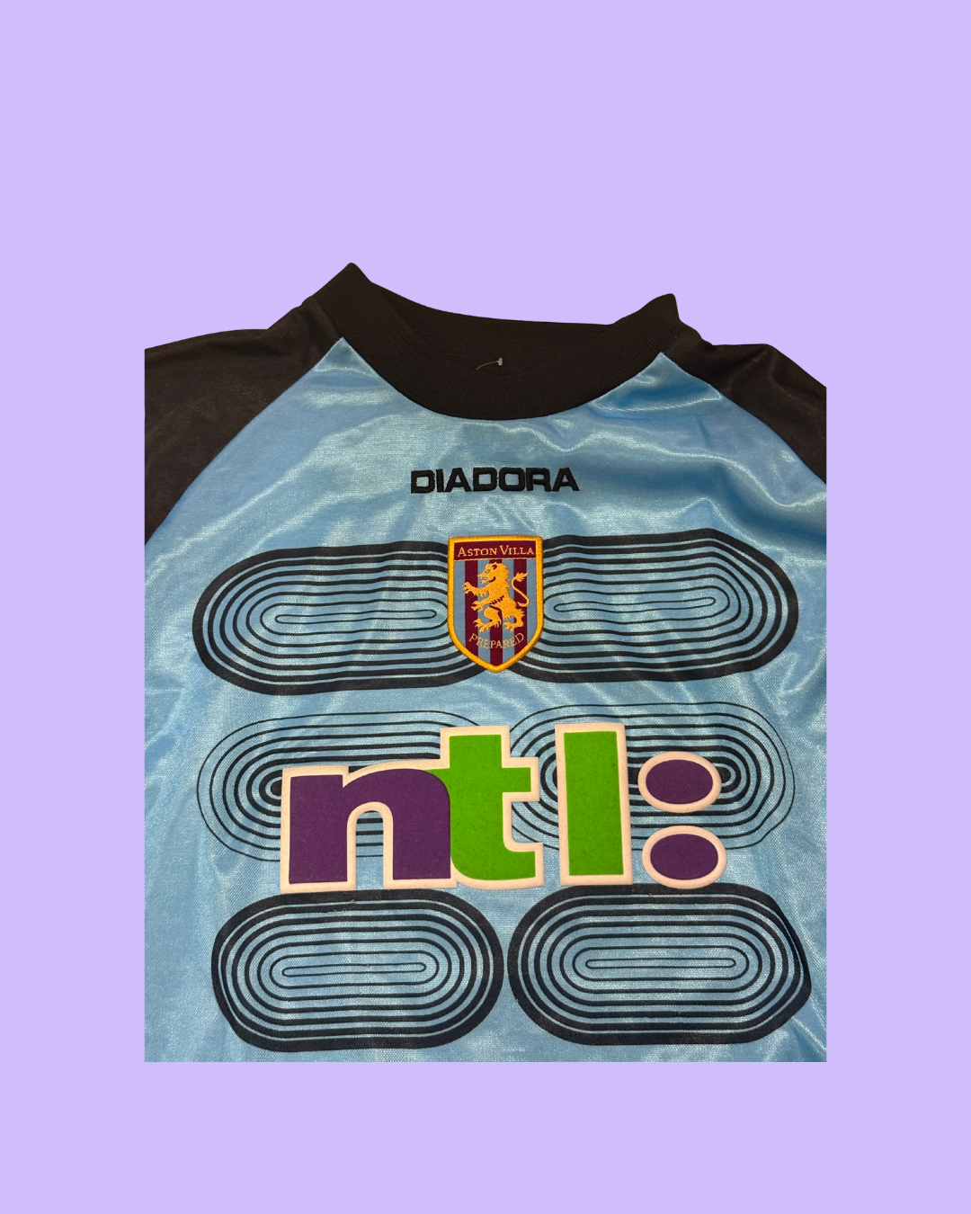 Aston Villa 2001/02 Diadora Goalkeeper with Peter Schmeichel 1 Football Jersey