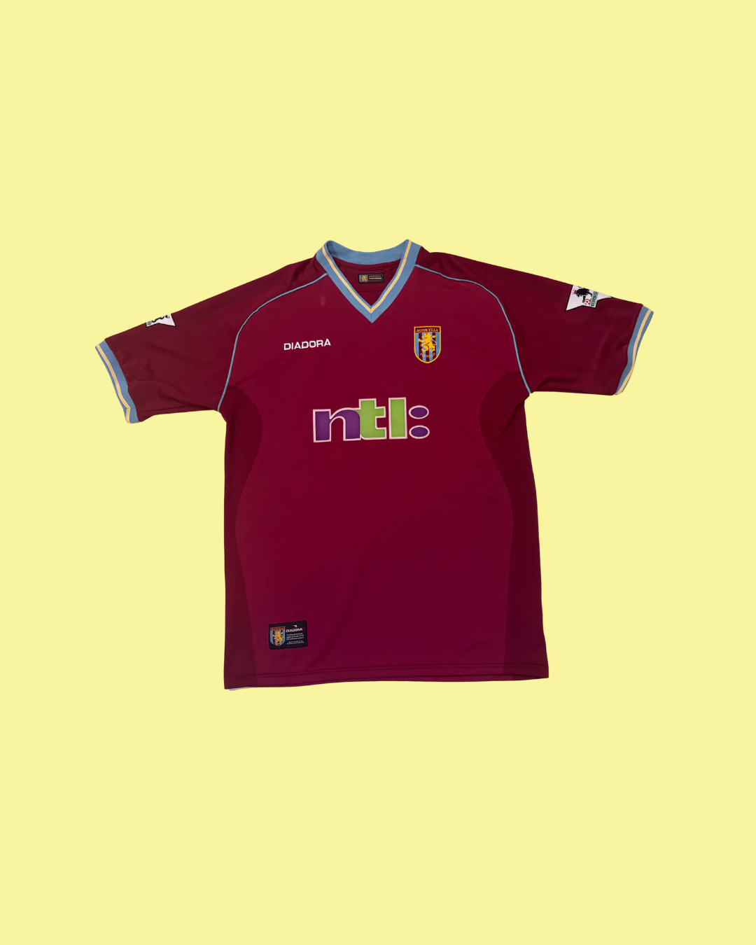 Aston Villa 2001/02 Diadora Home with Juan Pablo Angel 8 Football Jersey