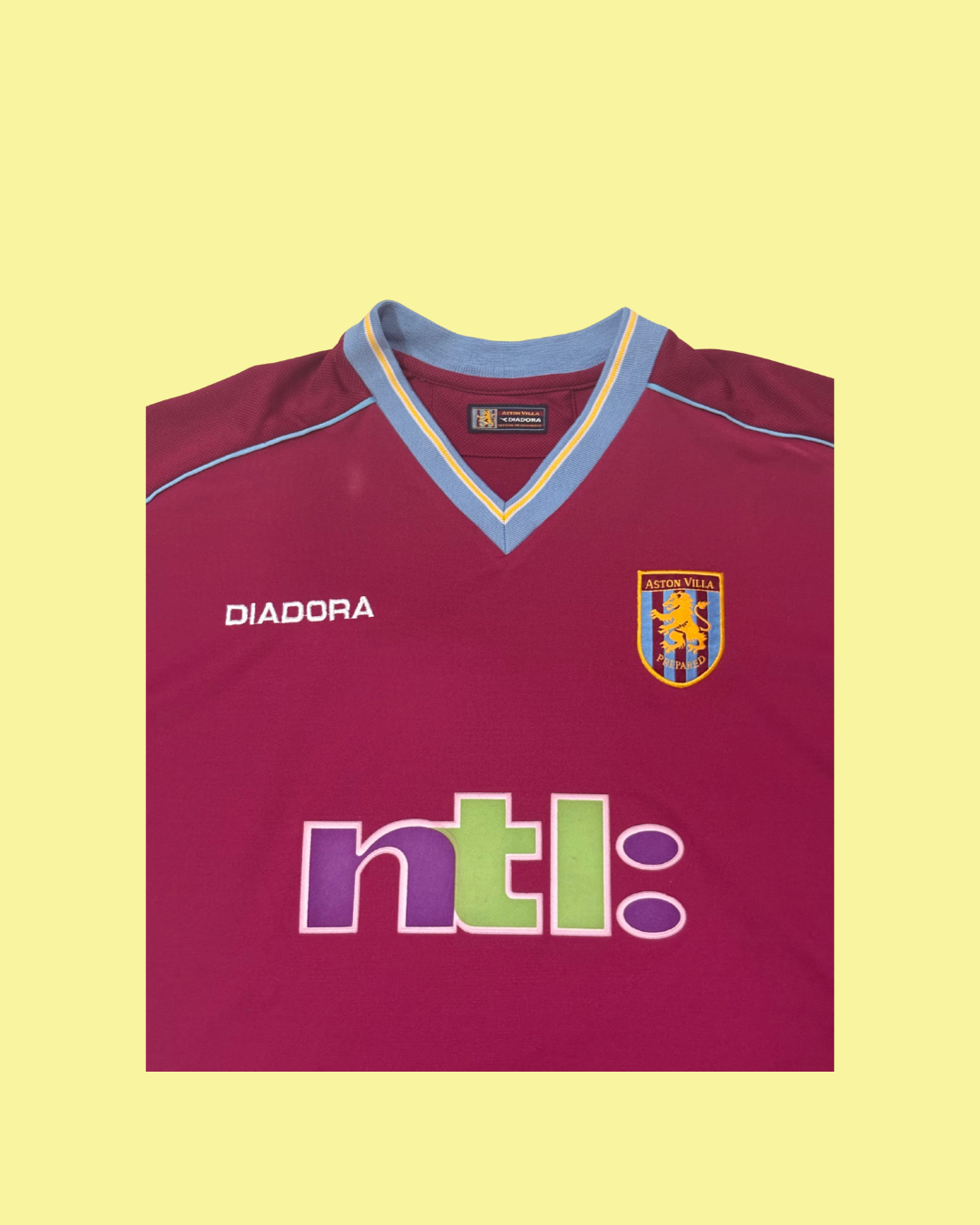 Aston Villa 2001/02 Diadora Home with Juan Pablo Angel 8 Football Jersey