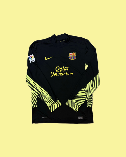 Barcelona FC 2011/12 Nike with Victor Valdes 1 Nameset Football Jersey - Cult Fave Football Shirts