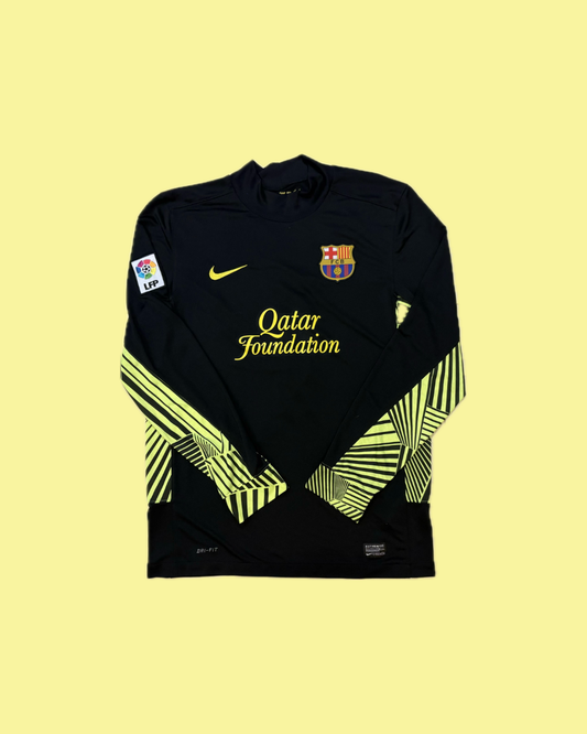 Barcelona FC 2011/12 Nike with Victor Valdes 1 Nameset Football Jersey