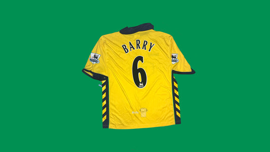 Aston Villa 2005/06 Hummel with Gareth Barry 6 Nameset Vintage Football Jersey - Cult Fave Football Shirts