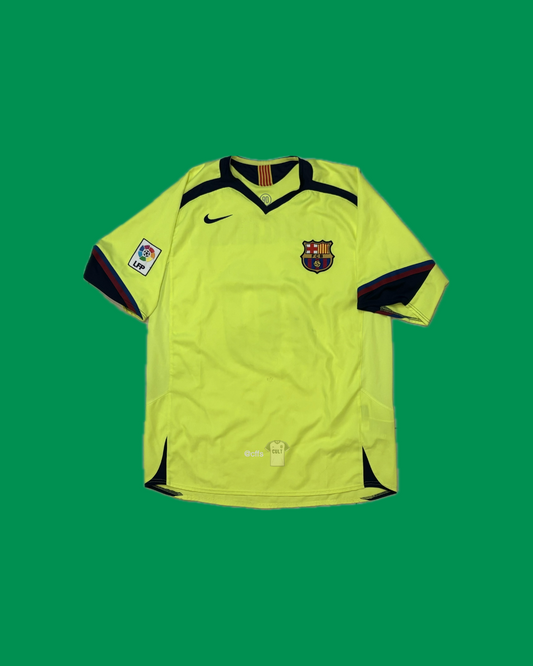 FC Barcelona 2005/06 Nike with Ronaldinho 10 Nameset Football Jersey
