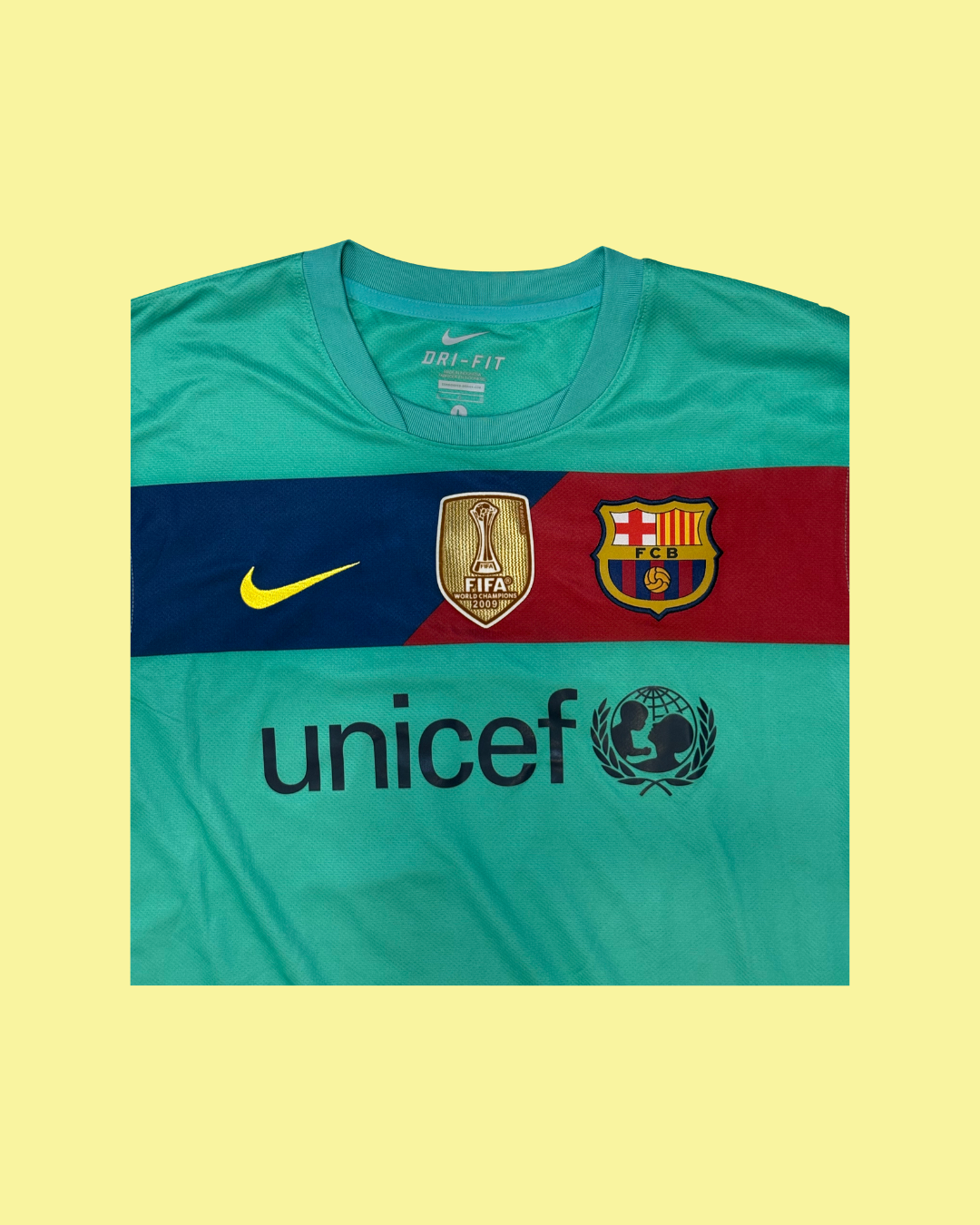 FC Barcelona 2010/11 Nike with David Villa 7 Nameset Football Jersey