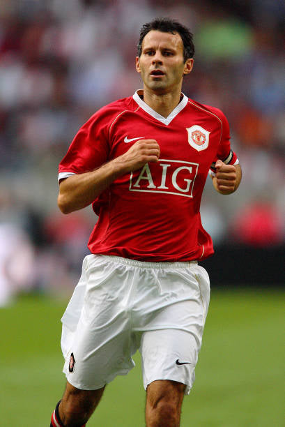 Manchester United 2006/06 Nike with Ryan Giggs 11 Nameset Football Jersey - Cult Fave Football Shirts