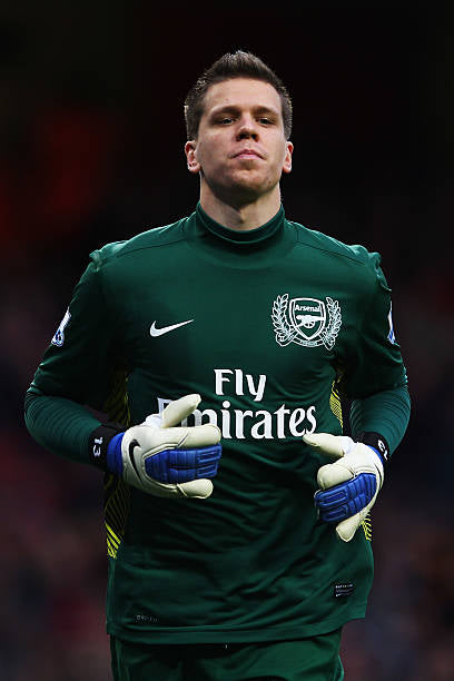 Arsenal FC 2011/12 Nike with Wojciech Szczęsny 13 Nameset Football Jersey