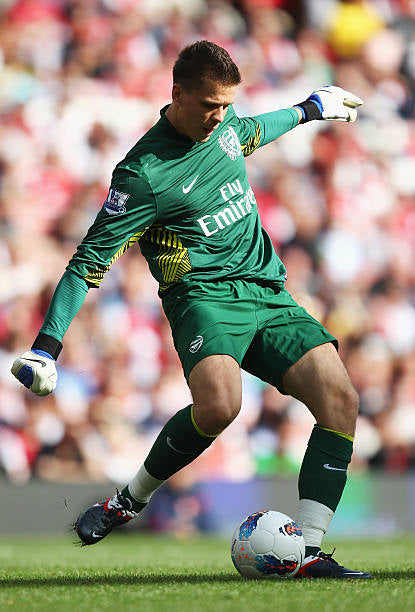 Arsenal FC 2011/12 Nike with Wojciech Szczęsny 13 Nameset Football Jersey