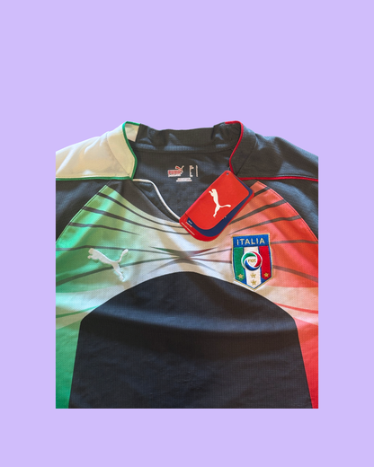 Italy NT 2010 Puma with Gianluigi Buffon 1 Nameset Football Jersey