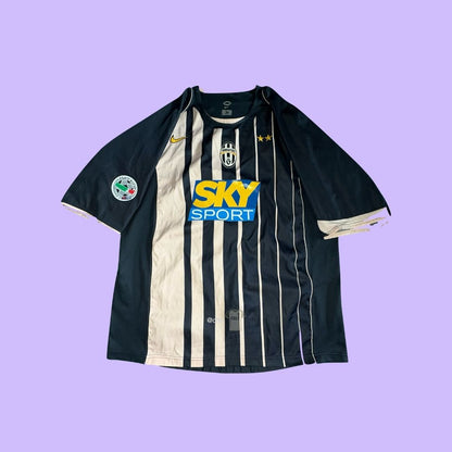 Juventus 2004/05 Nike with Zlatan Ibrahimović 9 Nameset - Cult Fave Football Shirts