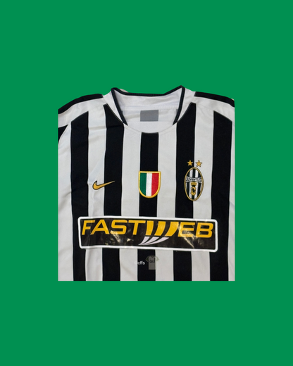 Juventus FC 2003/04 Nike with Alessandro Del Piero 10 Nameset Football Jersey - Cult Fave Football Shirts