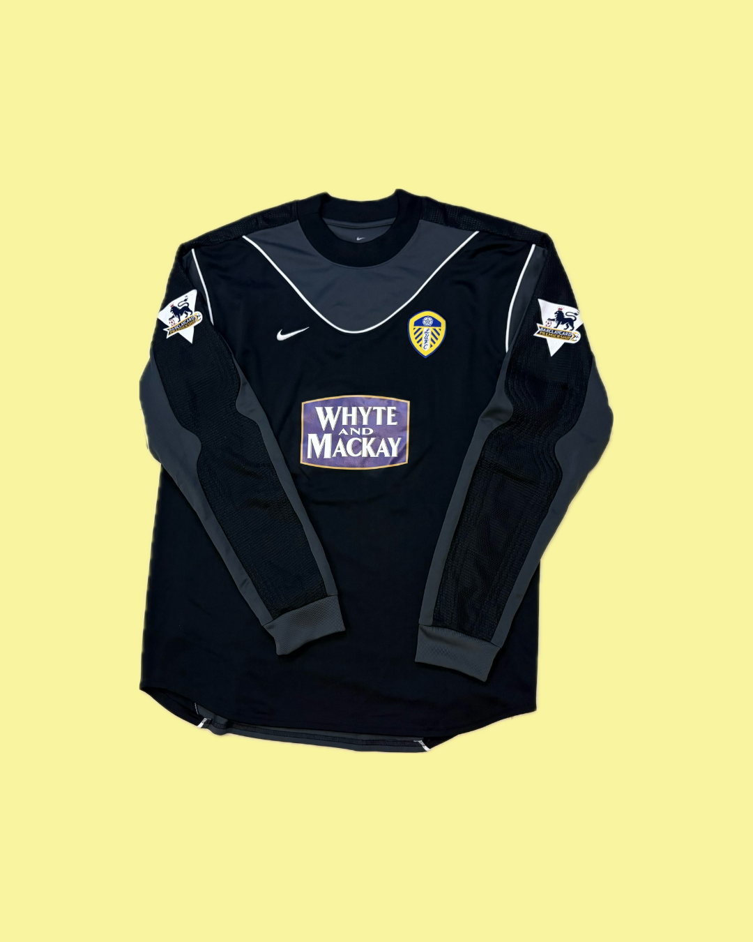 Leeds United 2003/04 Nike with Paul Robinson 1 Nameset Football Jersey - Cult Fave Football Shirts