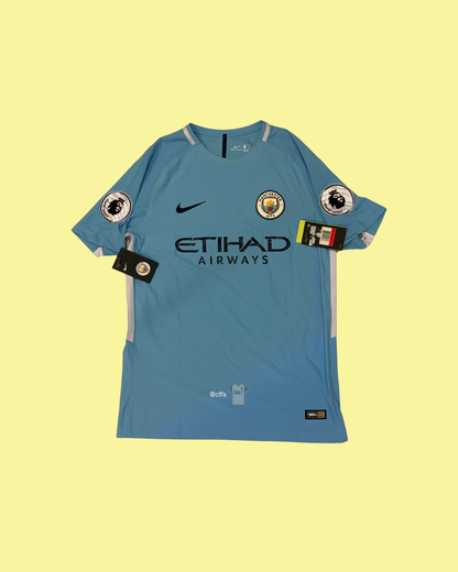 Manchester City 2017/18 Nike with Fernandinho 25 Nameset Football Jersey