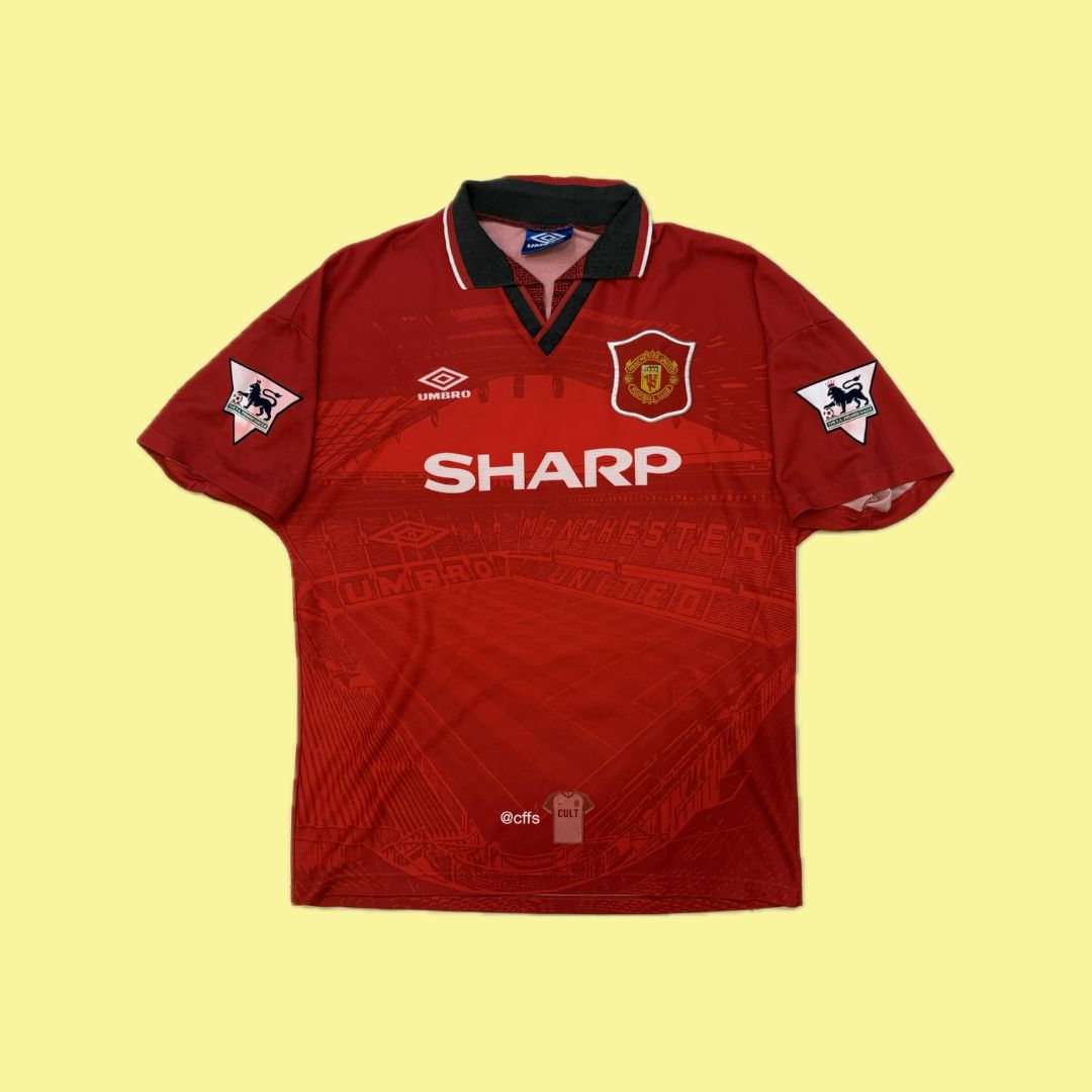 Manchester United 1994/96 Umbro with Eric Cantona 7 Nameset - Cult Fave Football Shirts