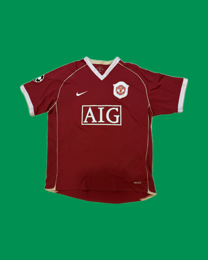 Manchester United 2006/06 Nike with Ryan Giggs 11 Nameset Football Jersey - Cult Fave Football Shirts