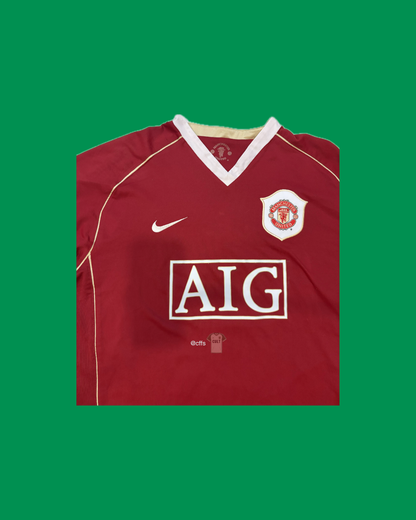 Manchester United 2006/06 Nike with Ryan Giggs 11 Nameset Football Jersey - Cult Fave Football Shirts