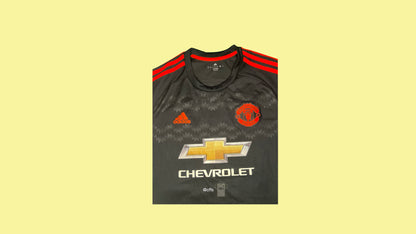 Manchester United 2015/16 Adidas with Ander Herrera 21 Nameset Adidas - Cult Fave Football Shirts