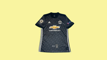 Manchester United 2017/18 Adidas with Michael Carrick 16 Nameset Vintage Football Jersey - Cult Fave Football Shirts
