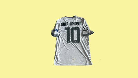 Manchester United 2017/18 Adidas with Zlatan Ibrahimovic 10 Nameset Vintage Football Jersey - Cult Fave Football Shirts