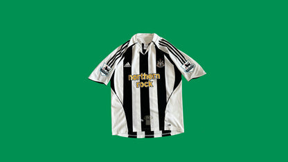 Newcastle United 2005-2007 Home Jersey with Alan Shearer 9 - Cult Fave Football Shirts